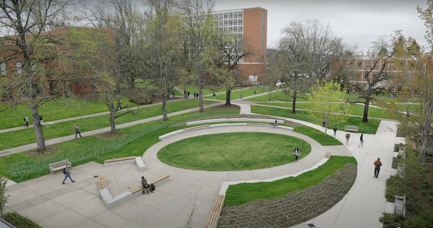 Top view of the University of Oregons open green space which offers outdoor seating