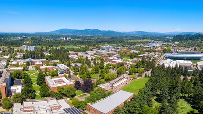 Aerial view of University of Oregon's campus in Eugene