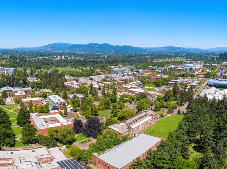 Aerial view of University of Oregon's campus in Eugene