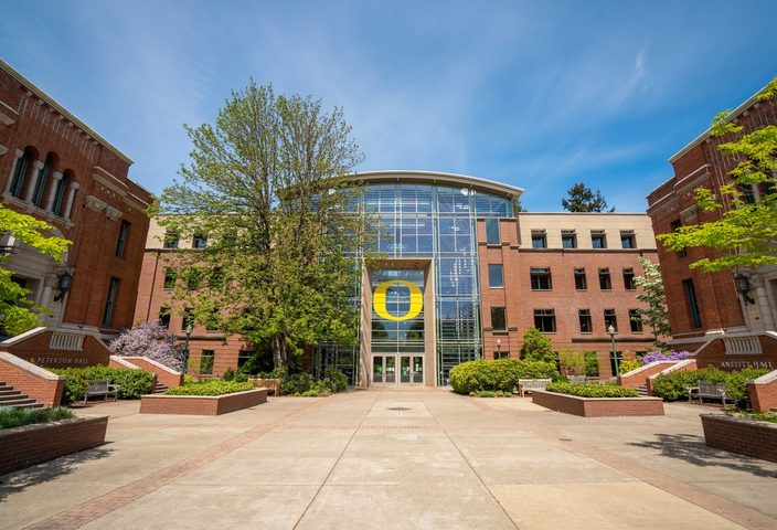 Entrance of Lilis Business Complex at University of Oregon