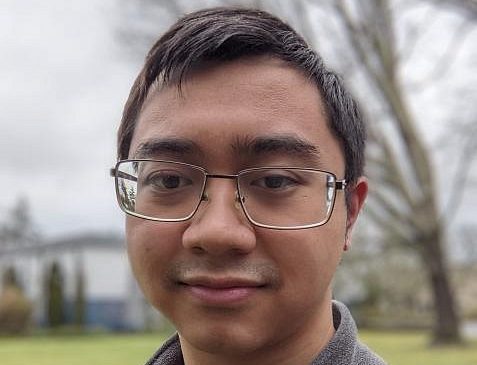 headshot of University of Oregon's student Andy Nguyen