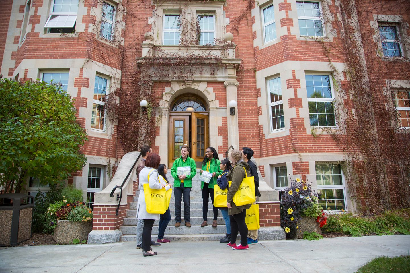 Group of students on a campus tour at the U of A